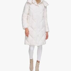 NWT DKNY Women's Diamond Quilt Long Puffer SIZE S (Hood not included)